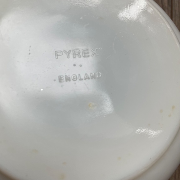 Pyrex Cherry Blossoms 3 Piece Cookware Set - Picture 5 of 6